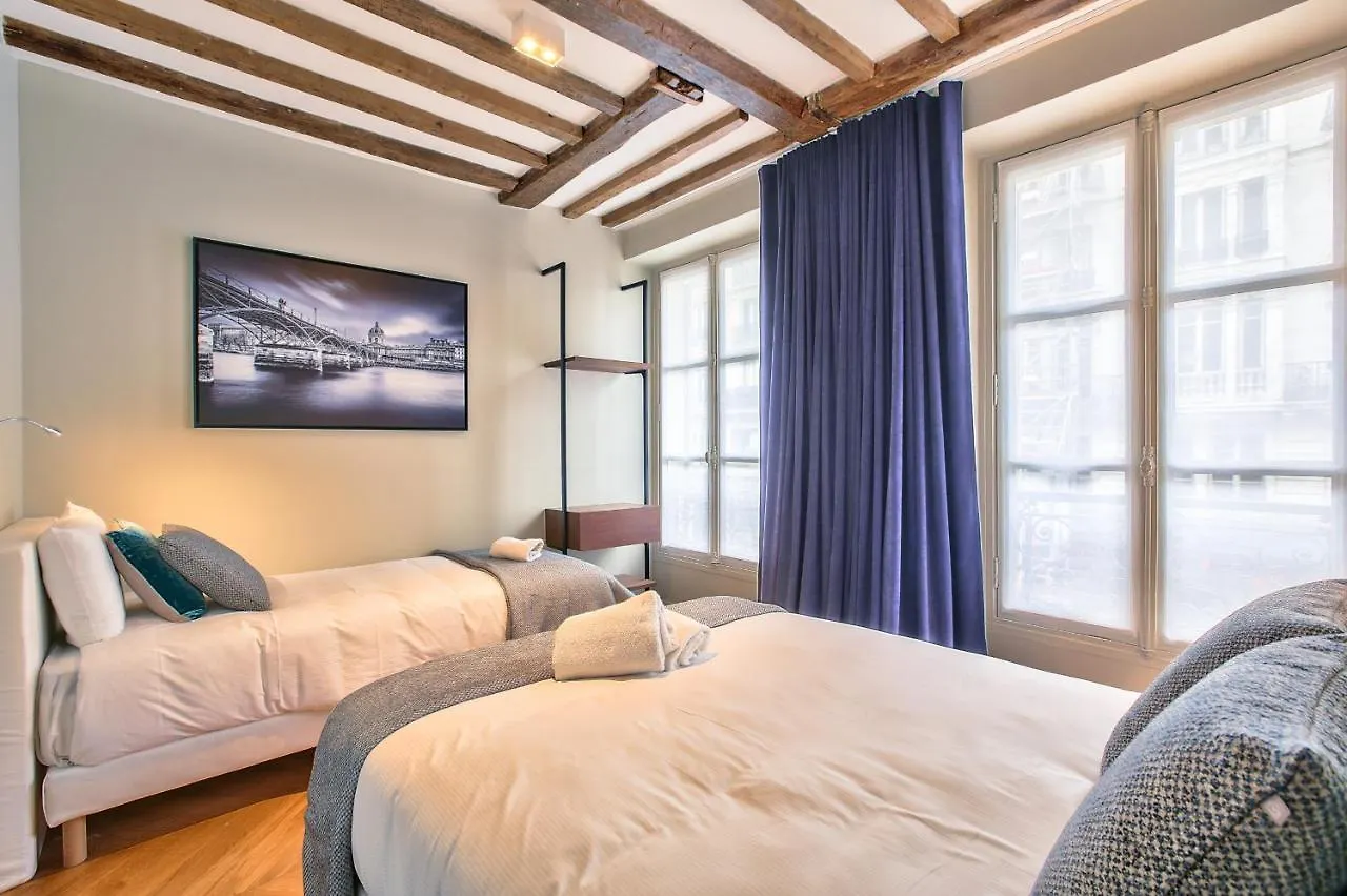 73 - Etienne Marcel Apartament Paryż