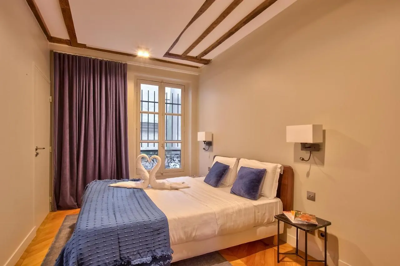 Apartment 73 - Etienne Marcel Paris